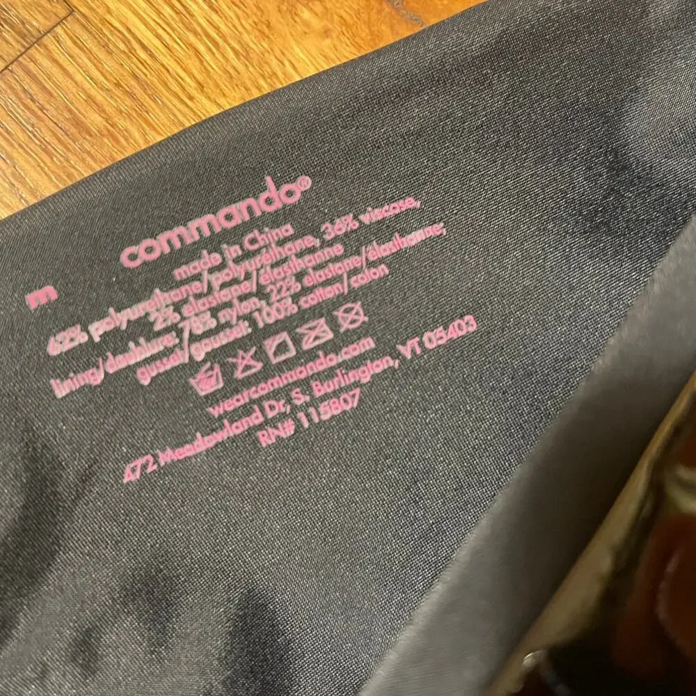 Commando black medium